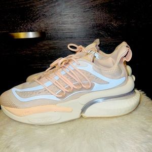 ADIDAS ALPHA BOOST WOMEN